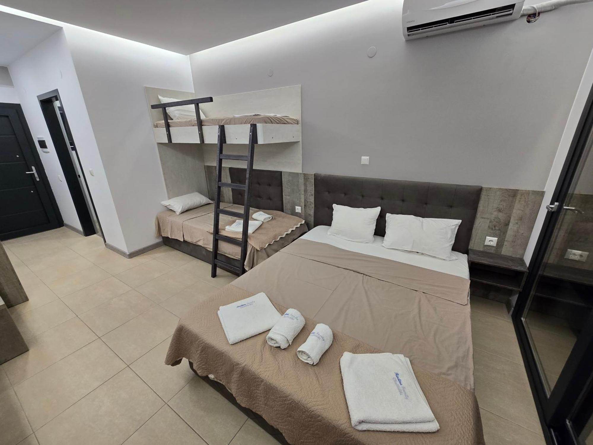 Radina Family Aparthotel Kallithea  Ngoại thất bức ảnh